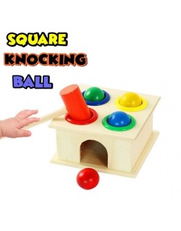 Дървена играчка с чук и топчета